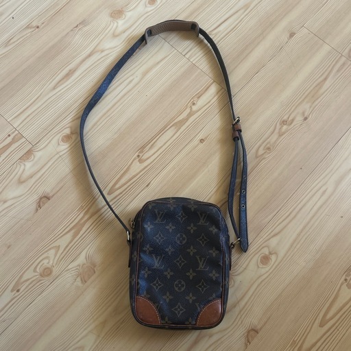 　[正規品]　VUITTON バック