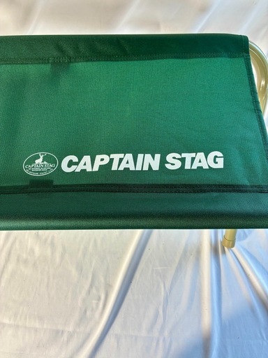 ③ 【美品】「キャプテンスタッグ（CAPTAIN STAG）」のCSフォールディングベンチ750（グリーン）