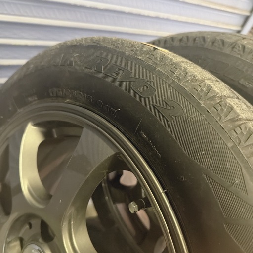 ブリヂストン BLIZZAK REVO2 スタッドレス 4本 175/65R15 アルミ付き
