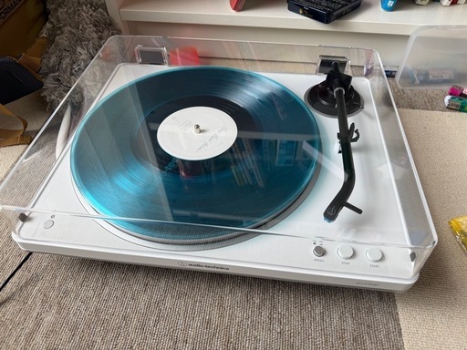 レコードプレーヤー