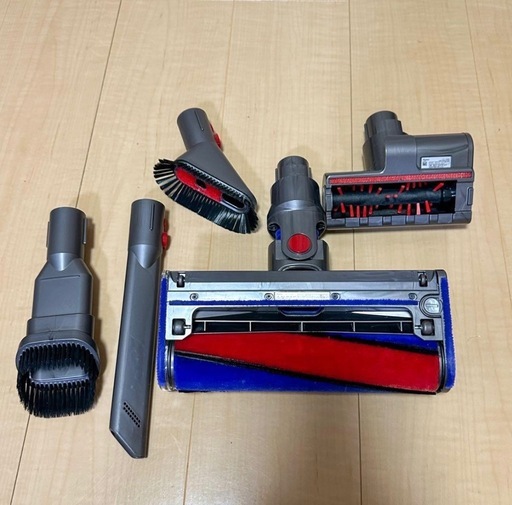 dyson ダイソン V7 fluffy SV11  掃除機　コードレス
