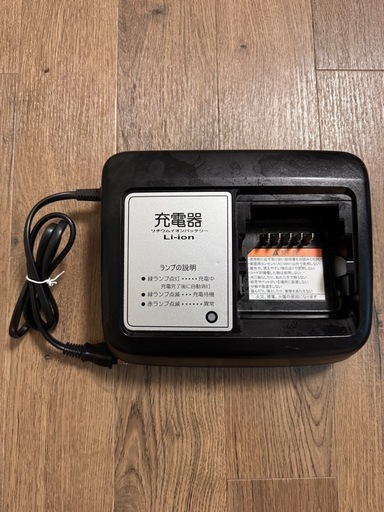 新品リチウムイオン充電器 AC100V 250VA