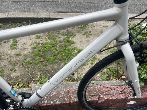 ?中古車?　BRIDGESTONE　クロスバイク　SHIMANO/24speed(3×8)　Vブレーキ　BAAマーク　軽量アルミフレー