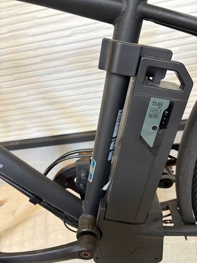 電動アシスト自転車 ブラック 前カゴ付き