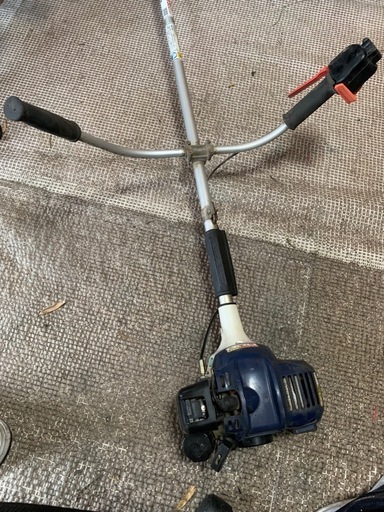 草刈り機