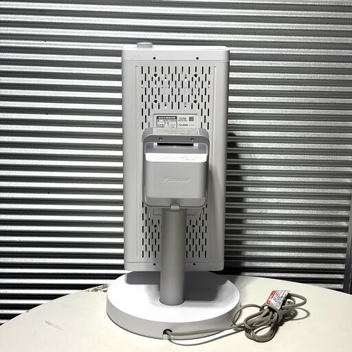 店頭引き渡し 中古 ダイキン 遠赤外線暖房機 ヒーター ERFT116AS-W 2025年製 動作確認済み 店頭引き渡し 中古 ダイキン 遠赤外線暖房機 ヒーター ERFT116AS-W