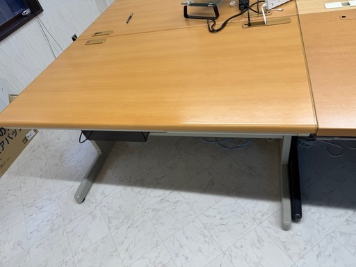 オフィス　パソコンデスク　机