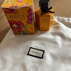GUCCI香水  限定版  の画像