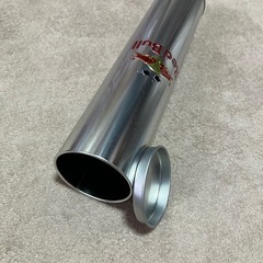 レッドブル筒の画像