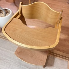実木の子ども用チェアですの画像