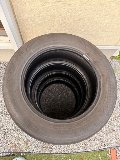 205/60R16 レグノ　GRX-2
