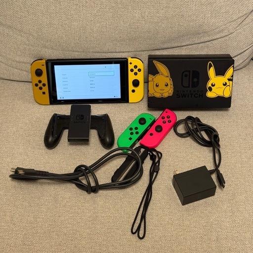 ニンテンドースイッチ　Nintendo Switch ピカチュウ　イーブイ　限定