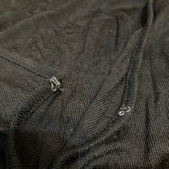 黒カーディガンの画像