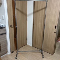 スチールラックの画像