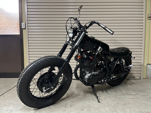 絶版 YAMAHA SR400 1JR 実動 custom base low black style チョッパー ボバー フルカスタム