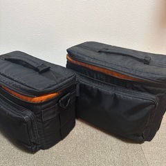 【無料】HAKUBA カメラバッグ2点（大・小サイズ違い）調布駅手渡しの画像