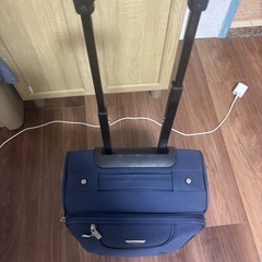 スーツケースの画像