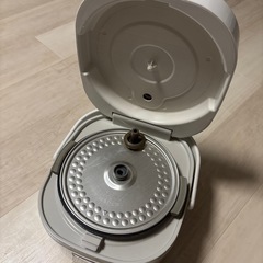 炊飯器　3合炊き　美品　シャープ　KS-C5F
　の画像