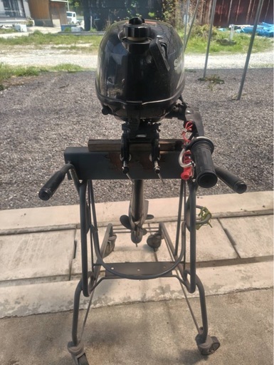 船外機　錨付き