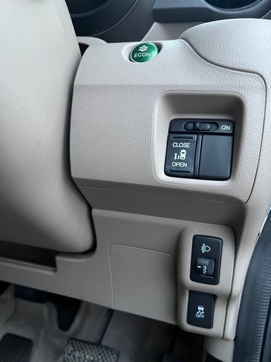 ?【人気車】ホンダ N-BOX 2015年式 車検2年付き?