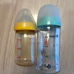 リッチェル　お風呂チェア　哺乳瓶2本付きの画像