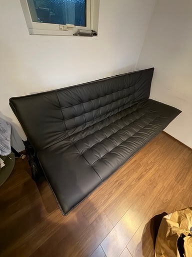 ソファーベッド　黒レザー