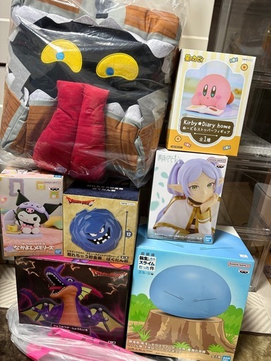 フィギュア　ソフビ　ぬいぐるみ