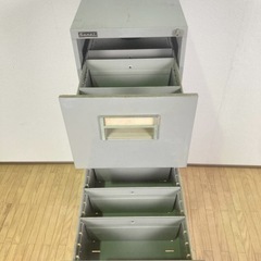 ★希少★ Sanki 三基産業株式会社 ヴィンテージ ファイリングキャビネット 書庫 本棚 レトロ スチール ロッカー 激安 格安 大阪 引き取り可の画像
