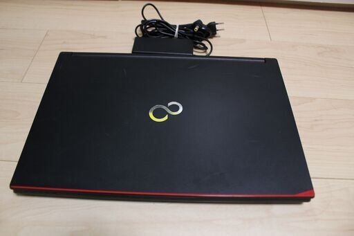 intel第八世代i3・Windows11】 LIFEBOOK A748/TX 【SSD256G・大画面 