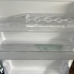 【美品】2023年製 日立 冷蔵庫 265L R-27SV 動作良好
の画像