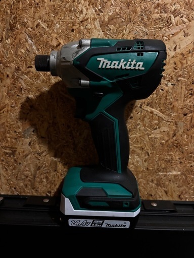 マキタ　インパクトドライバー14.4v