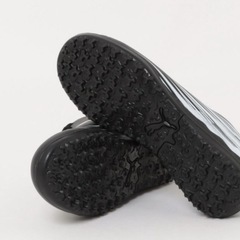【新品】PUMA ATTACANTO 2TT スニーカー トレーニングシューズ 23cmの画像