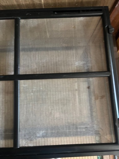 爬虫類飼育ケース