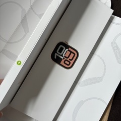 ローズゴールドのApple Watch (Series 10)の画像