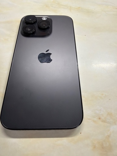取り消す可能性有り　気になる方は早めに　iPhone１４PRO＋Apple Watch7  セット