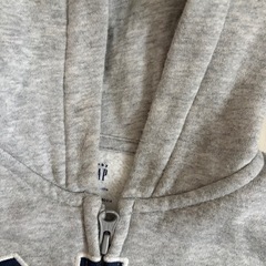 GAP  フード付きロンパース　　6〜12ヶ月の画像