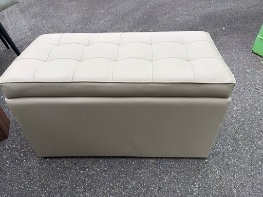 ほぼ新品、美品 / 西宮市 芦屋市 スツール　椅子