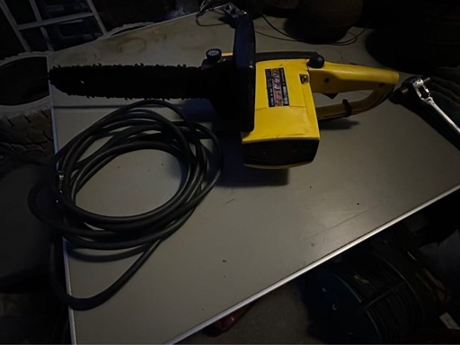 中古チェーンソー 動作品 電動タイプ