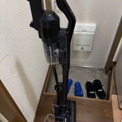 アイリスオーヤマ　コードレス掃除機の画像
