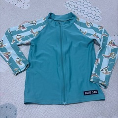 子ども服　セット　120センチ　Tシャツ　レインコート　甚平　ラッシュガードの画像