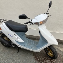 スーパーDIO AF27 金ホイール🛞の画像