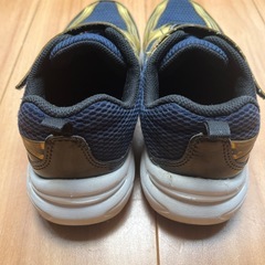 キッズシューズ 瞬足　22.0cmの画像