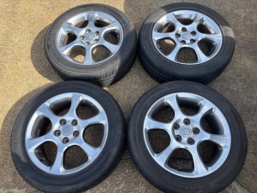 215/55ZR17 ノーマルタイヤ トヨタ エスティマ30系 アエラス純正