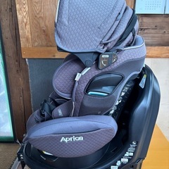 アップリカ　フラディアグロウISOFIX360°セーフティーシリーズの画像
