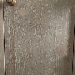 小さめ食器棚の画像