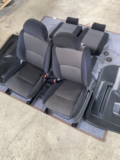 JB23W スズキ ジムニー XC 運転席 助手席 後部座席 シート ドア内張 トリム セット