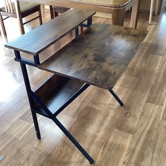 シンプルパソコンデスク【町田市再生家具】　260154の画像