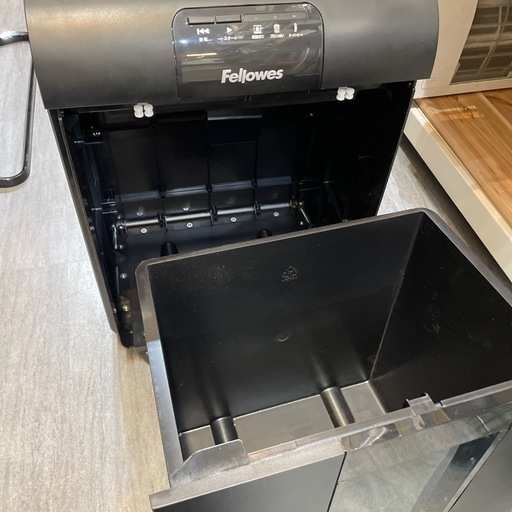 【シュレッダー】【Fellowes】クリーニング済み【管理番号0415】野