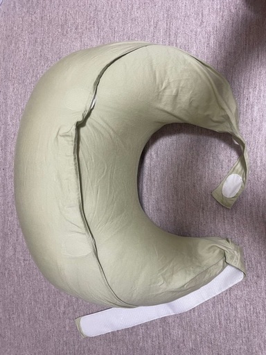 ベビハグ授乳クッション、あぐら用クッション、替えビーズの3点