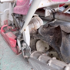 稲刈り機の画像